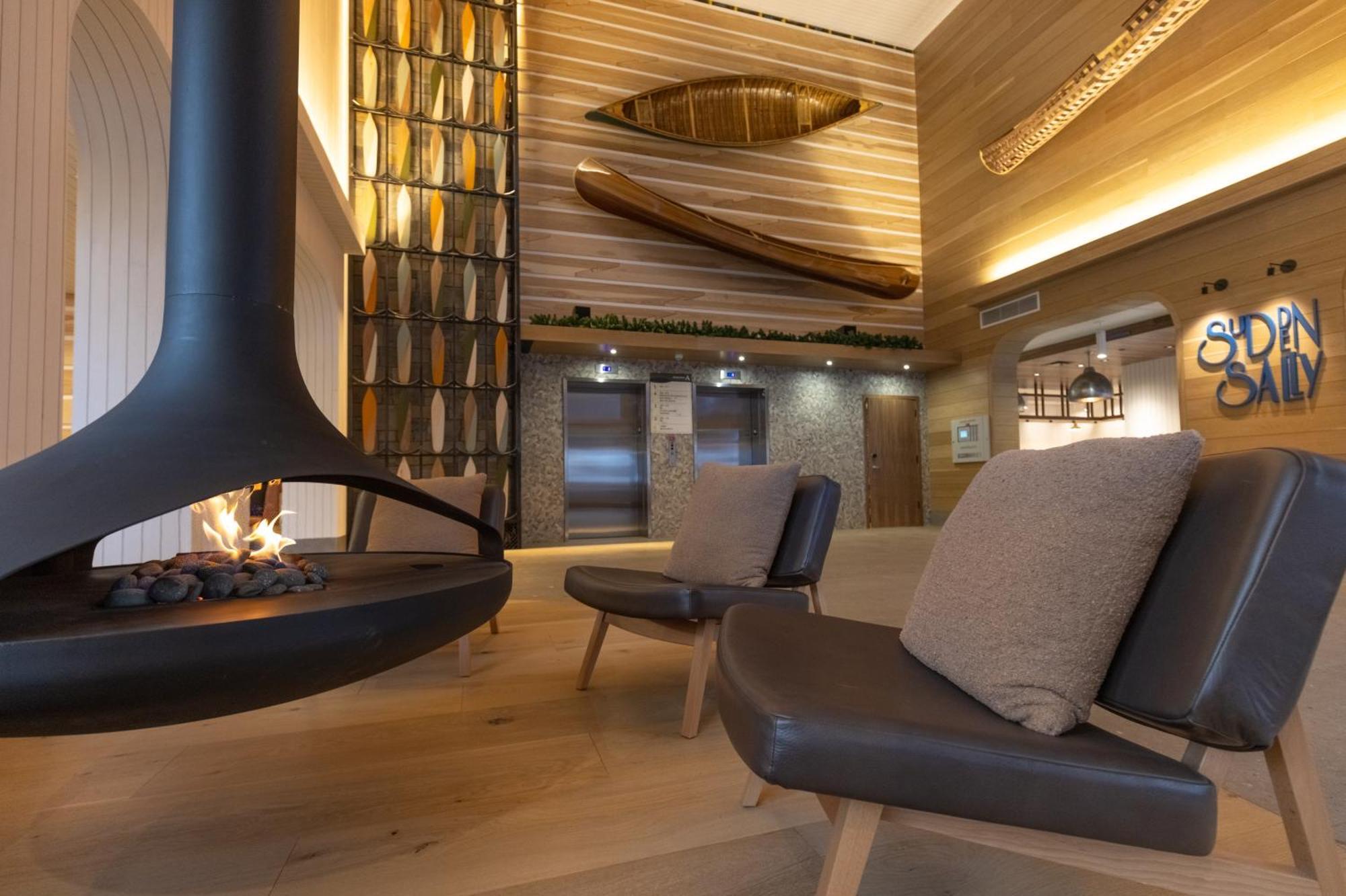 Canoe And Hotel